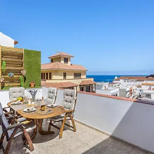 Apartment Penthouse, Close To The Natural Pools With Big Terrace, Ocean & View, Garachico (Tenerife)